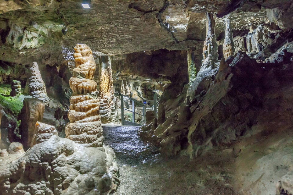 Tropfsteinhöhle